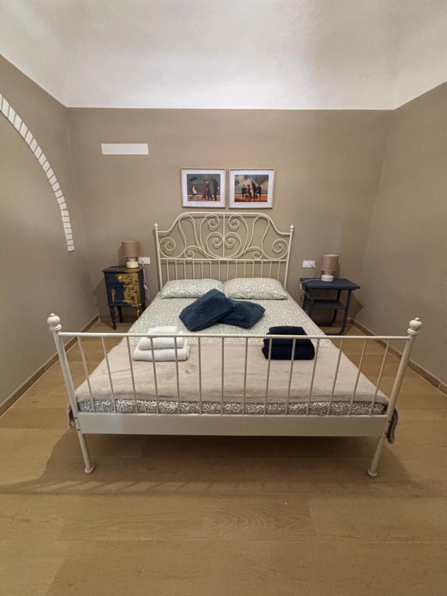 Casa Vacanze La Donna Di Cuori Volterra Exterior foto